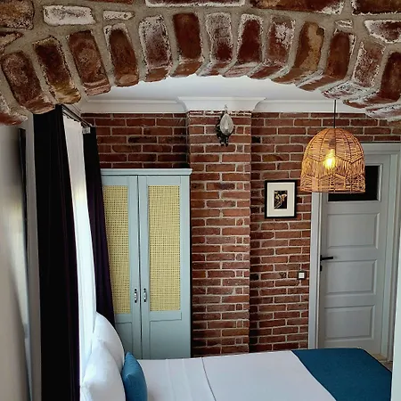 Hotel Cunda Butik Ayvalı