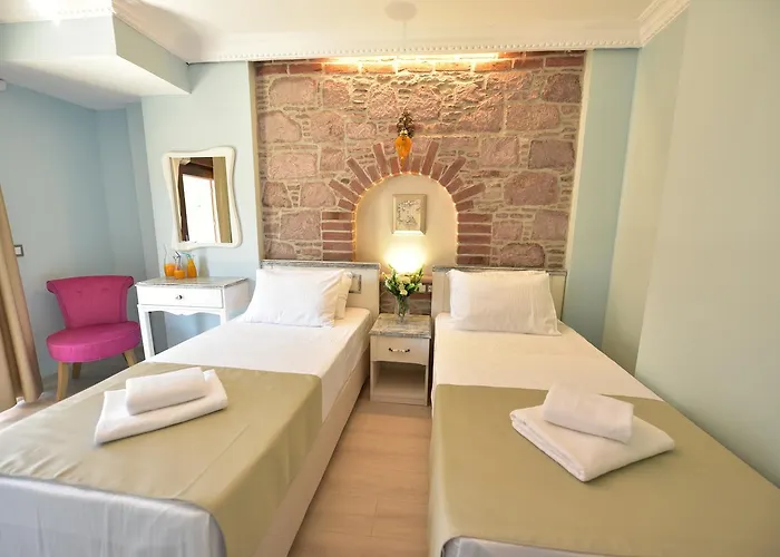 Cunda Butik Hotel *